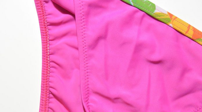 Geile dagen met bikinistofjes